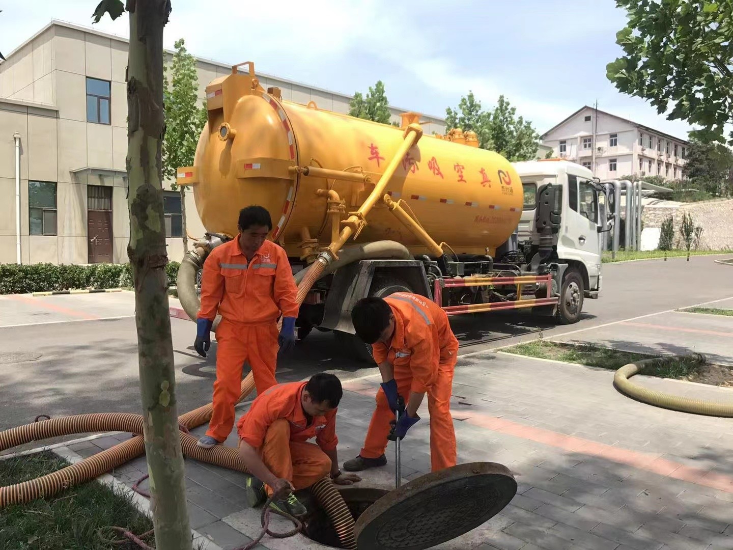 漯河化粪池清理与5-8吨吸粪车施工效率分析